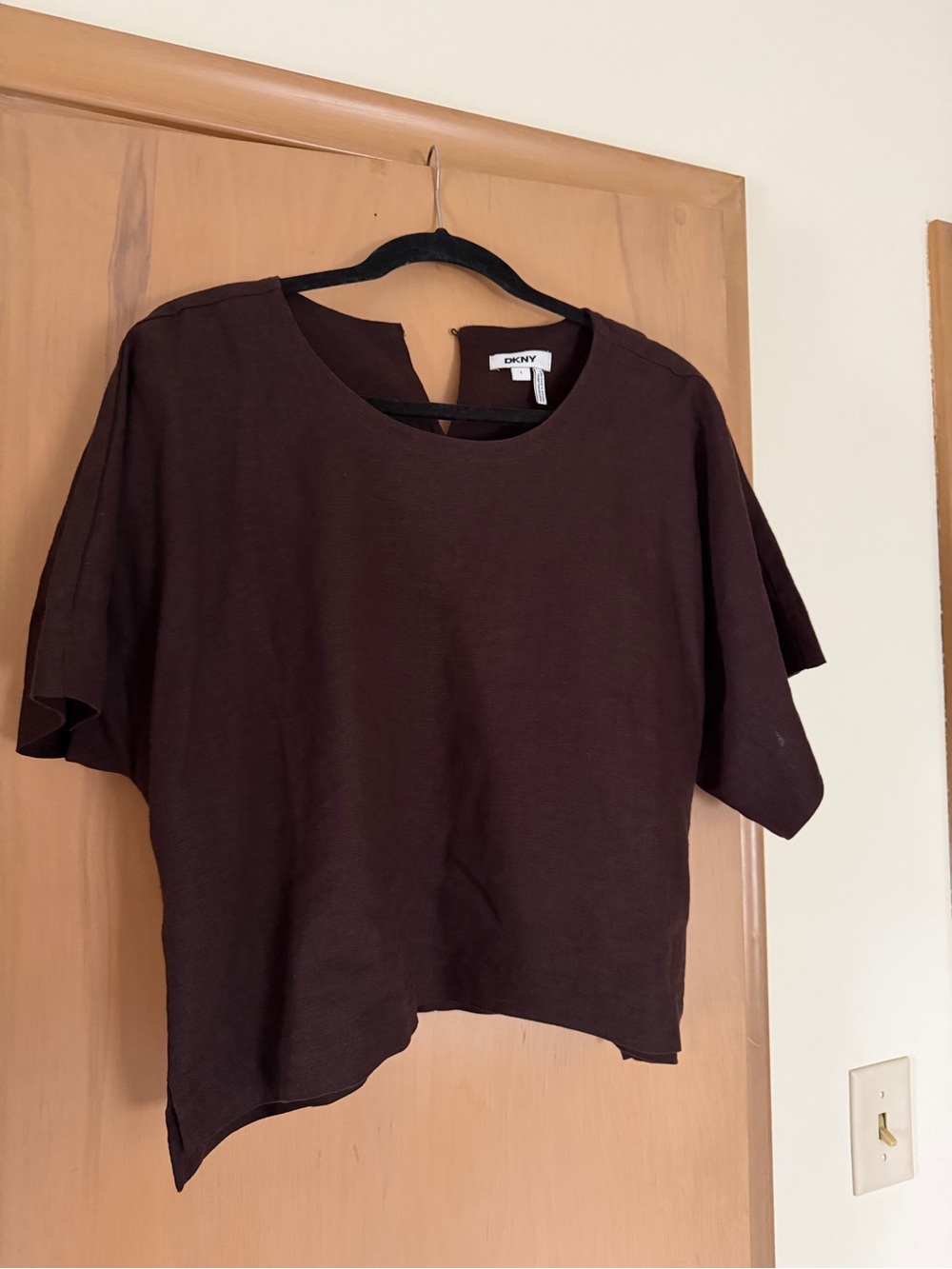 DKNY Brown Short Sleeve Boxy Crop Top - Picture 5 of 5